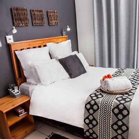 Lephalale Mbs Guest House מראה חיצוני תמונה