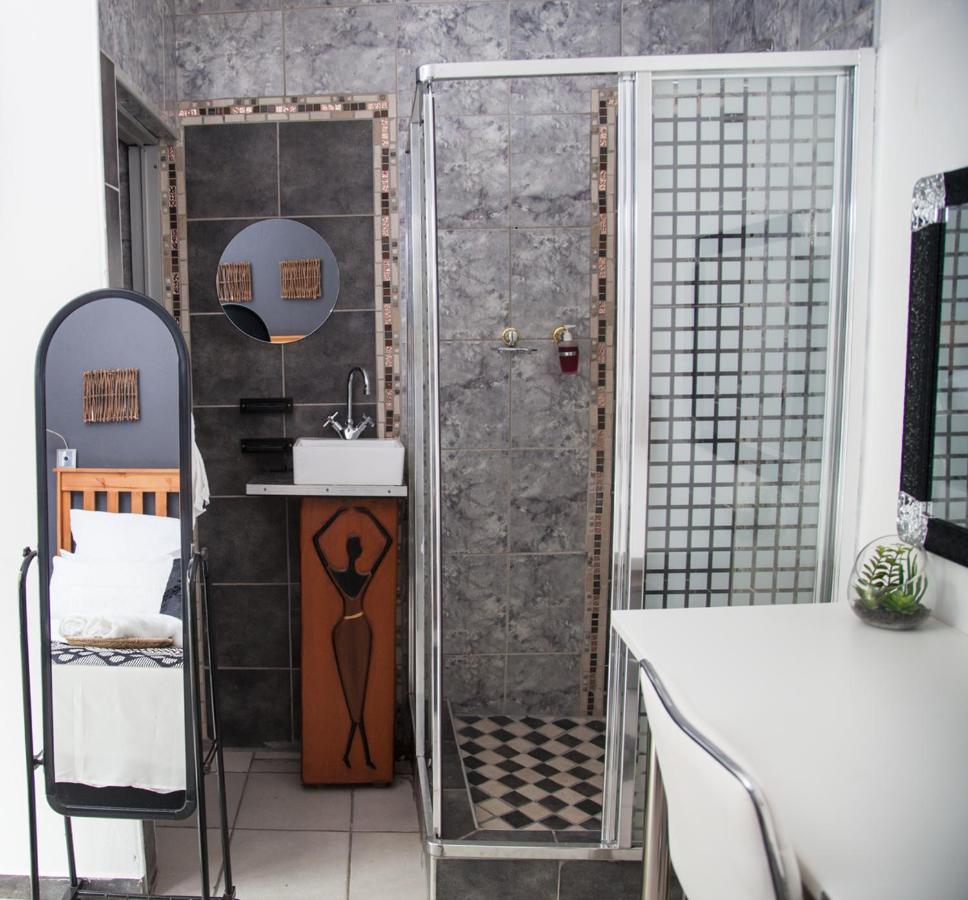 Lephalale Mbs Guest House מראה חיצוני תמונה